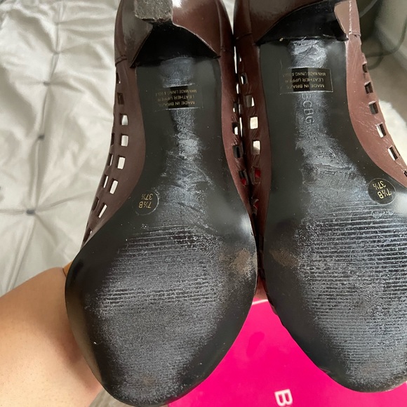 Leather heels - Picture 3 of 6